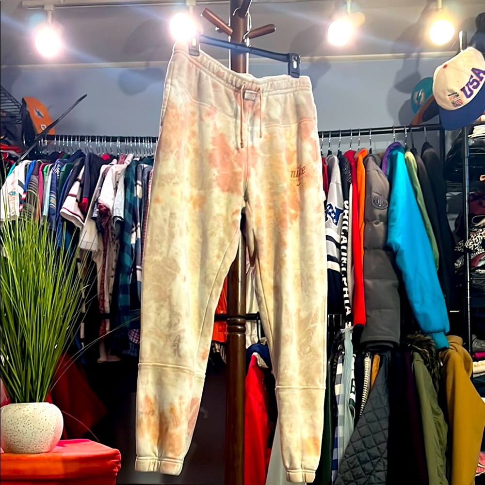 Nike Tie-Dye Sweatpants